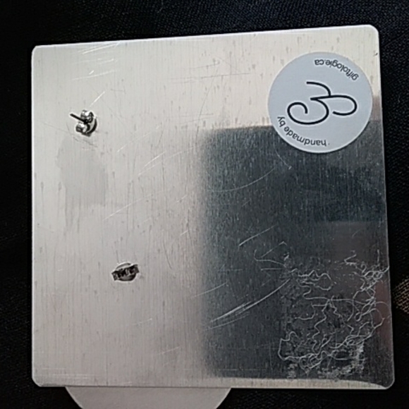 NWT Gold and Black Giftologie Earrings - Picture 3 of 3